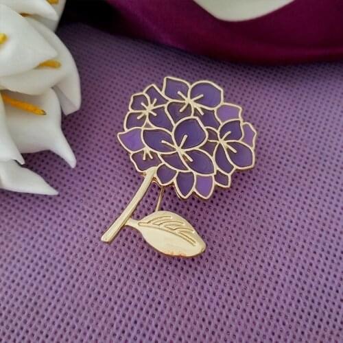 Purple Lilac Dragonfly Enamel Pin Spring Scarf Brooch Bag Clothes Lapel Pin Elegant Flower Jewelry Gift for Wife Lover