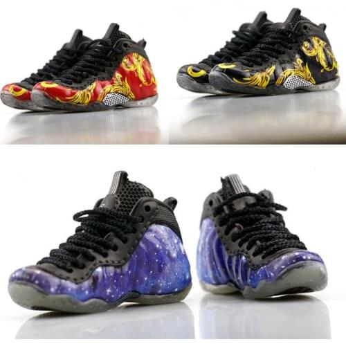 1/6 soldiers straw red spray straw black spray star spray sneakers 12 inch male and female dolls available in stock