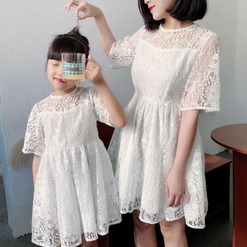 New Mother and Daughter Dresses Family Matching Outfits Clothes Floral Lace Women Girls A-line Tutu Dress Mom Baby Party Clothes