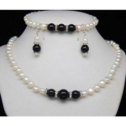 NEW 7-8mm White Freshwater Pearl Black bead Necklace Bracelet Earrings Set