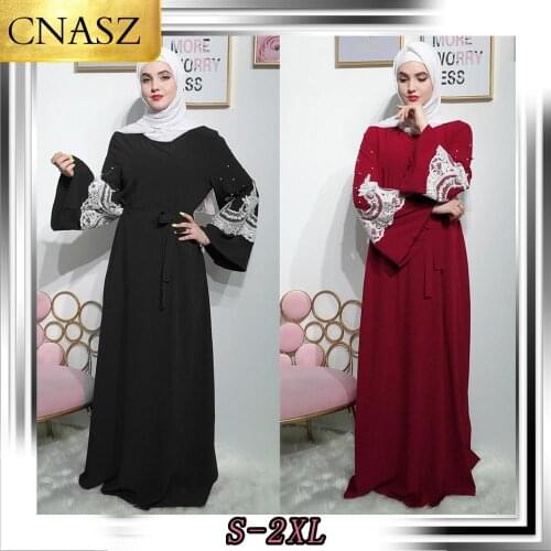 2019 Elegant Muslim Dubai Sweet Beaded Strap Long Section Middle Eastern Dress Islam Abayas For Women Long Sleeve Dress