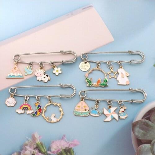 Cartoon Animal Cow Lapel Pins Cute Rabbit Brooch Women Hat Pin Men 's Jackets Backpack Badge Enamel Metal Brooches Wholesale