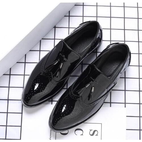 2020 New style Trend Men Retro tassel slip on oxford Formal shoes Male Wedding prom Homecoming Shoes Sapato Social Masculino