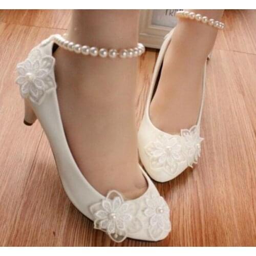 Middle heel white lace wedding shoes women ankle beading pearls straps brides sweet handmade pumps shoes lady party pumps