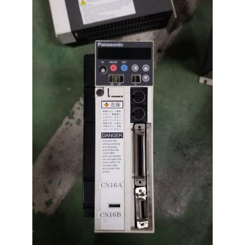 MSDA042A1A servo driver , used in good condition . 80% appearance new , good working , free shipping