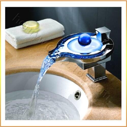 L15151 - Luxury Deck Mounted Color Changed In Different Water Temperature and Water Power of Led Basin Faucet