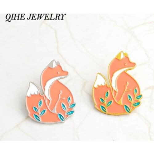 QIHE JEWELRY Fox pin Animal pin Cute Animal Woodland Fox Badges Brooches Lapel pin Fox jewelry Brooches for women