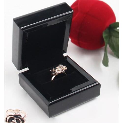 Portable Vintage Square Wooden Jewelry Storage Box Ring Earrings Container Natural Craft Storage Case