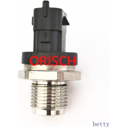 Original and new common rail pressure sensor 0281006086