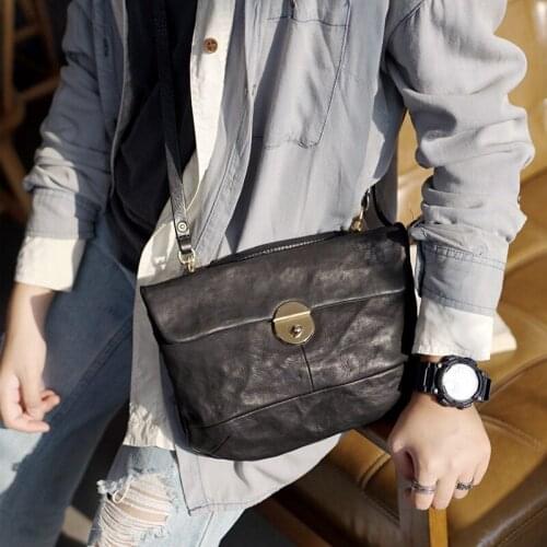 Retro simple designerhigh quality genuine leather ladies shoulder bag casual daily outdoor weekend Hasp black messenger bag