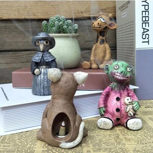 Cursed Doll Statue Miniature Resin Figurines Desktop Zombies Sculpture Decorative Home Decoration Resin Office Table Ornament