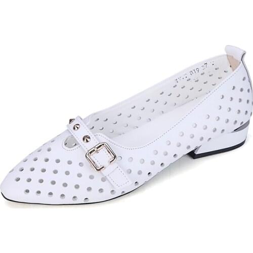 Autumn New British Wind With A Single Shoes 2019 Female Thick With Leather Hole Sandals Was Thin Wild White Shoes