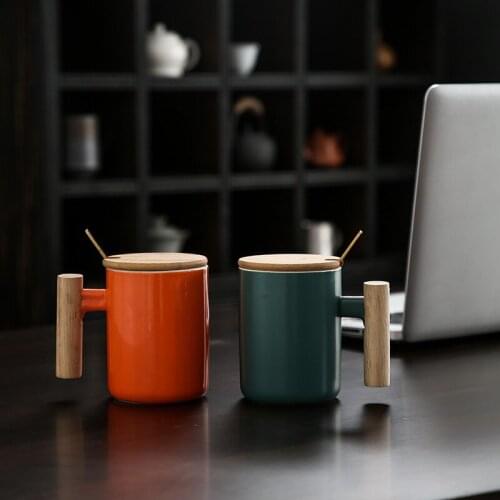 Creative Porcelain Minimalist Coffee Milk Mug Wood Handle with Lid and Spoon Ceramic Tea Cup Office Drinking Mug Drinkware Gift