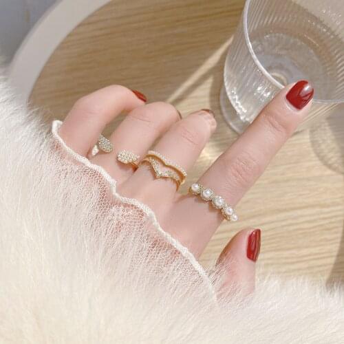 14k Real Gold New Product Design Wings Letter Pearl Double v Shaped Zircon Open Ring Ladies All Match Daily Wear Jewelry