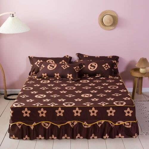 Brown Flower Letter Adult Luxury Wedding Bedspread Cute Bed Sheet Color Mattress Cover Bedsheets For Kids Adults No Pillowcase