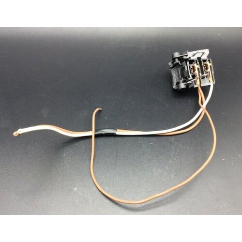 1PC second hand for Ford Mondeo edge escort Focus low beam H7 high beam H1 headlight bulb lamp socket plug original