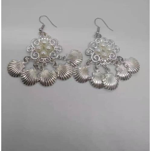 Ladies Fashion Accessories 2020 Ladies Long Earrings Pearl Shell Earrings