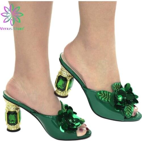 New Fashion Women Shoes Ladies Footwear Comfortable Sexy Heels Wedding Shoes Female Ladies Shoes Summer Slippers with Rhinestone