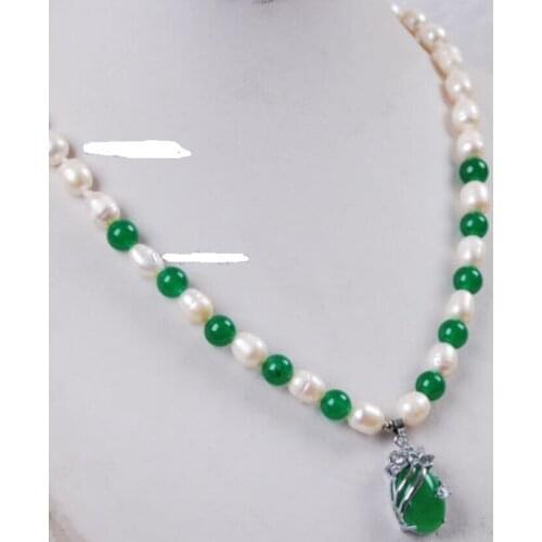 Women real latest design Nobility Lucky Women White Akoya Cultured Pearl/Green stone Gem pendant(13x18mm) necklace hook