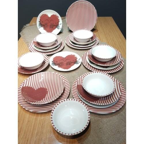 Porcelain Dinner set 24 Piece 6 Personality Heart Series