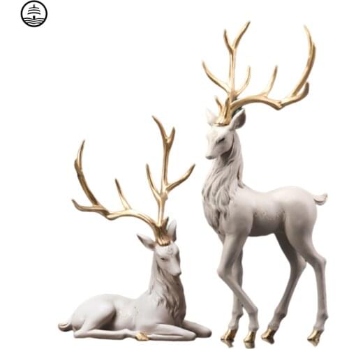 Nordic Cartoon Resin Deer Indoor Figurine Modern Home Decor Elk Statues And Sculptures Living Room Decoration Accessories A3434