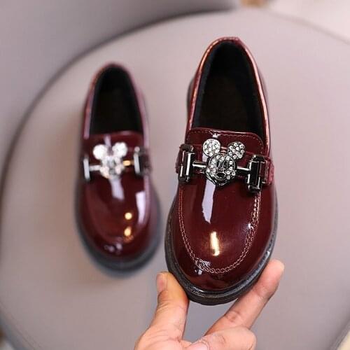 Disney childrens cartoon Mickey Mouse boys and girls non-slip soft sole casual leather shoes student leather shoes