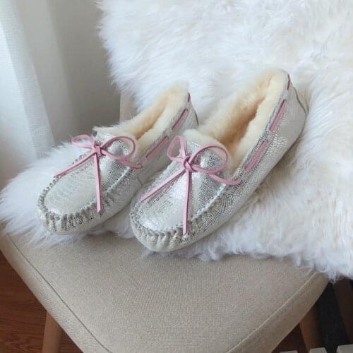 Brand 100% natural fur leather ladies flat shoes driving shoes new fashion ladies wool shoes bow casual shoes winter shoes