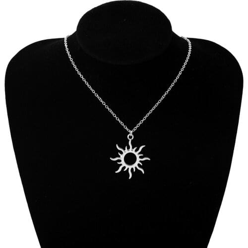 Popular in Europe and the United States, sun Goddess alloy collarbone necklace to send mom girlfriend