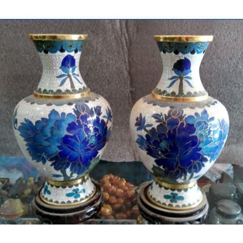 20 cm */ Collecting Chinese cloisonne carved with phnom penh, a pair of vases