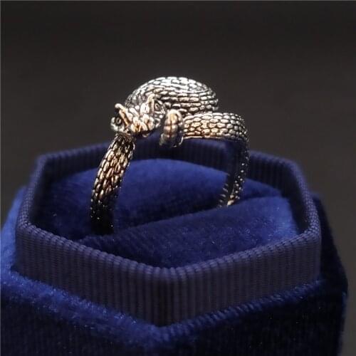 Vintage Silver Plated Mens Ring Gothic Style Cobra Snake Ring for Motorcycle Party Biker Finger Ring for Men Women Cool Jewelry