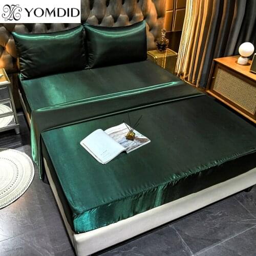 YOMDID Washable Bed Cover Artificial Satin Silk Fitted Sheet High-End Solid Color Mattress Cover Elastic Band Quilted Protector