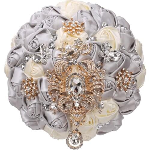 2021 Latest Wedding Bridal Bouquets, Petals, Rhinestones, Roses, Wedding Supplies, Bridal Bouquets B09