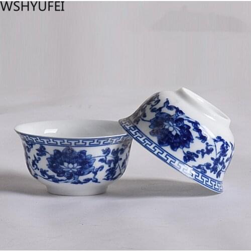 WSHYUFEI Blue and white porcelain tea Cup 6pcs/set Tea set Teacup Chinese style pattern ceramic teacups Puer cup set 40ml