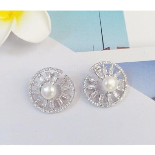 SOELLE Fashion 925 Sterling Silver Sun Flower Pearl Stud Earrings Micro High Quality Crystal Zirconia Women Fine Party Jewelry