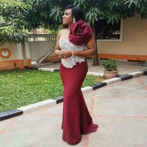 Burgundy Illusion O-Neck African Mermaid Evening Dress With Handmade Flower Appliques Lace Long Formal Evening Party Dresses