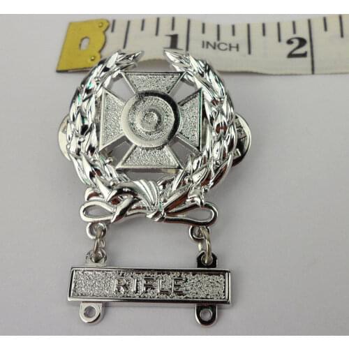 Tomwang2012. US ARMY EXPERT MARKSMAN QUALIFICATION BADGE INSIGNIA-205
