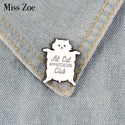 White Cat Enamel Pins Fat Kitten Badges Custom Brooches Pastel Lapel pin Denim Shirt Cartoon Cute Animal Club Jewelry Gift
