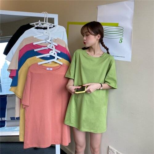 Firm offers to film video based color under the regular round collar long summer clothes missing loose t-shirts with short sleev