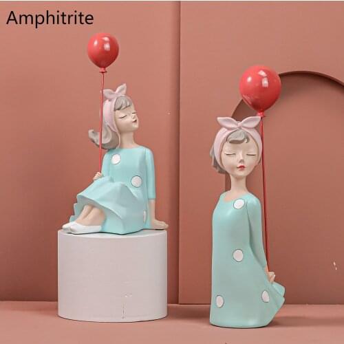 Sweet Design Bowknot Ballon Girls Figures Character Wedding Decoration Yellow Elegant Girls Figure Fashion Interior Room Decor