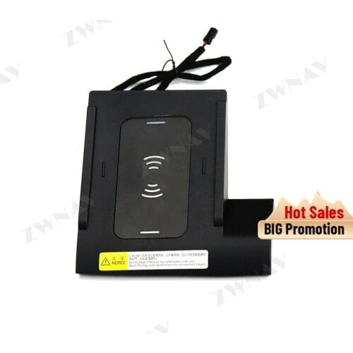 QI Car Infrared wireless charger for Volkswagen Golf 7 2016-2018 Intelligent Infrared Fast Wireless Charging Car Phone Holder