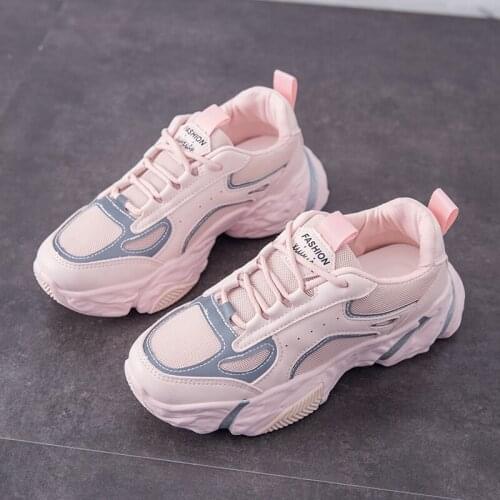 Spring And Autumn New Womens Shoes Super Fire Breathable Sports Shoes Basic Versatile Reflective Running Casual Shoes