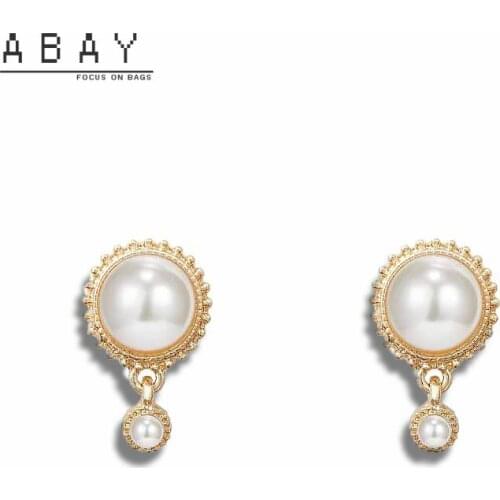 2020 New Fashion Retro Pearl Earrings Women Simple Versatile Elegant Gold Delicate Temperament High Sense Ear Pendant Trend