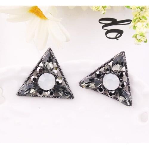 Stud Earrings LUBOV China