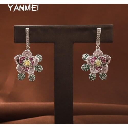 Colorful Symmetrical Camellia Earrings for Women Micro-inlaid Zircon Sparkling High-end Jewelry Elegant Wedding Accessories