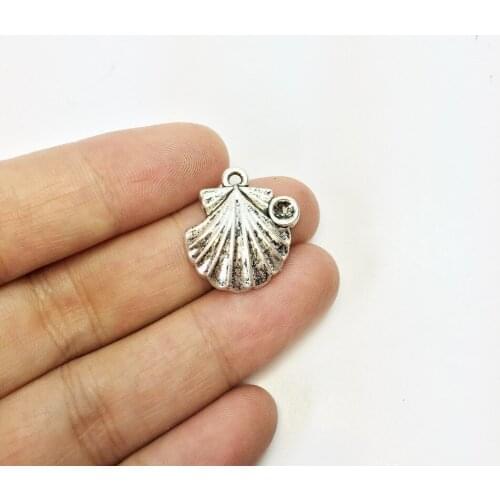 Eruifa 20pcs 21mm Zinc alloy Seashell DIY Charms Pendant Burnished silver and Gold Jewelry handmade DIY 2 colors