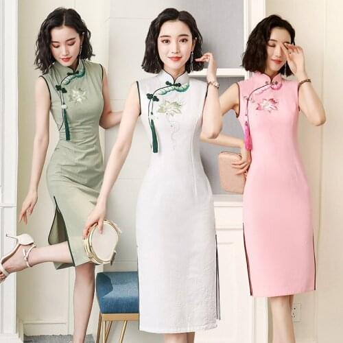 BALDAUREN 2021 New Sexy Mid-Length Slim Vintage Qipao Summer New Lady Cheongsam Sleeveless Grace Party Prom Gown Large Size