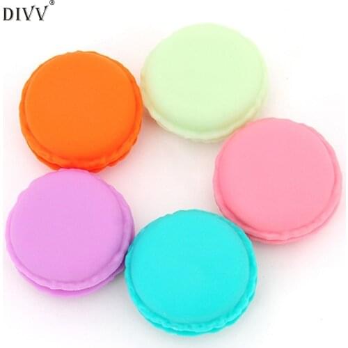 DIVV 6 PCs 4.5 x 2cm Creative Mini Earphone SD Card Macarons Bag Storage Box Case Carrying Pouch Gifts Plastic