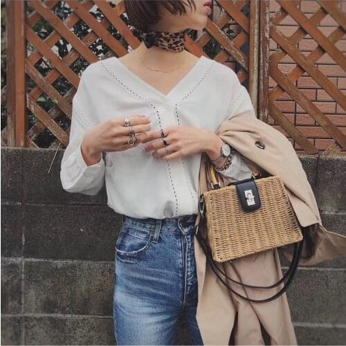 Summer ladies large-capacity ins portable crossbody straw bag bamboo handle vintage travel holiday woven bag