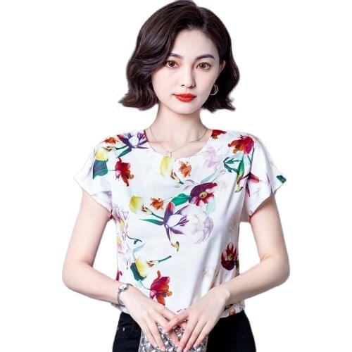 Summer Korean Fashion Silk T-shirts for Women Vintage Satin Tops for Women Short Sleeves Black White Office Lady Shirts