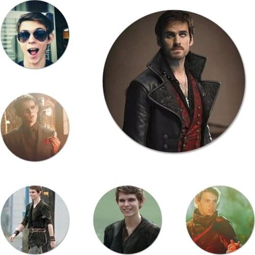 Peter Pan Once Upon A Time Icons Pins Badge Decoration Brooches Metal Badges For Backpack Decoration